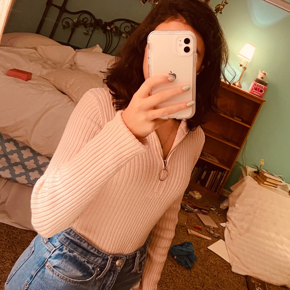 Quarter zip blush pink long sleeve shirt!